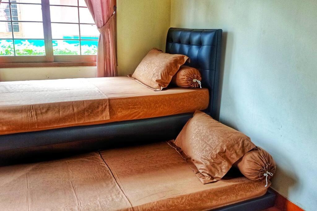 Designer Villa Tokyo Cianjur Dış mekan fotoğraf