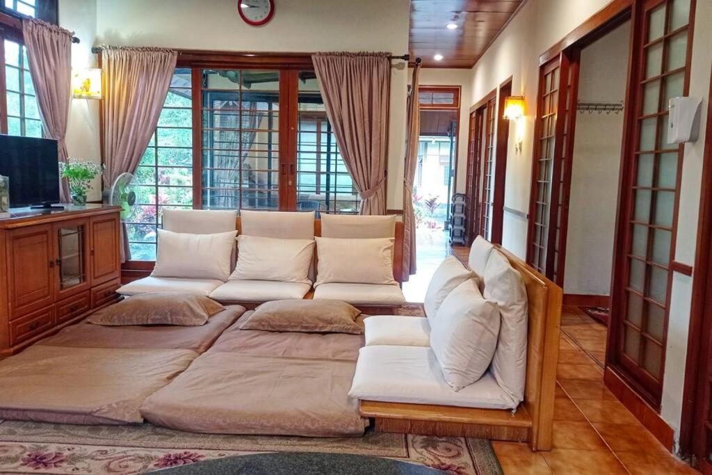 Designer Villa Tokyo Cianjur Dış mekan fotoğraf