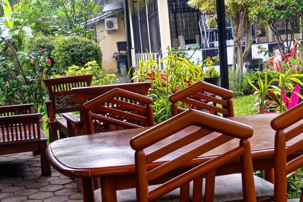 Designer Villa Tokyo Cianjur Dış mekan fotoğraf